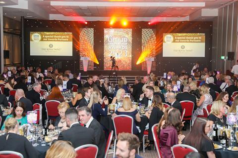 Guests enjoy dinner at the 2023 Group Leisure & Travel Awards ceremony